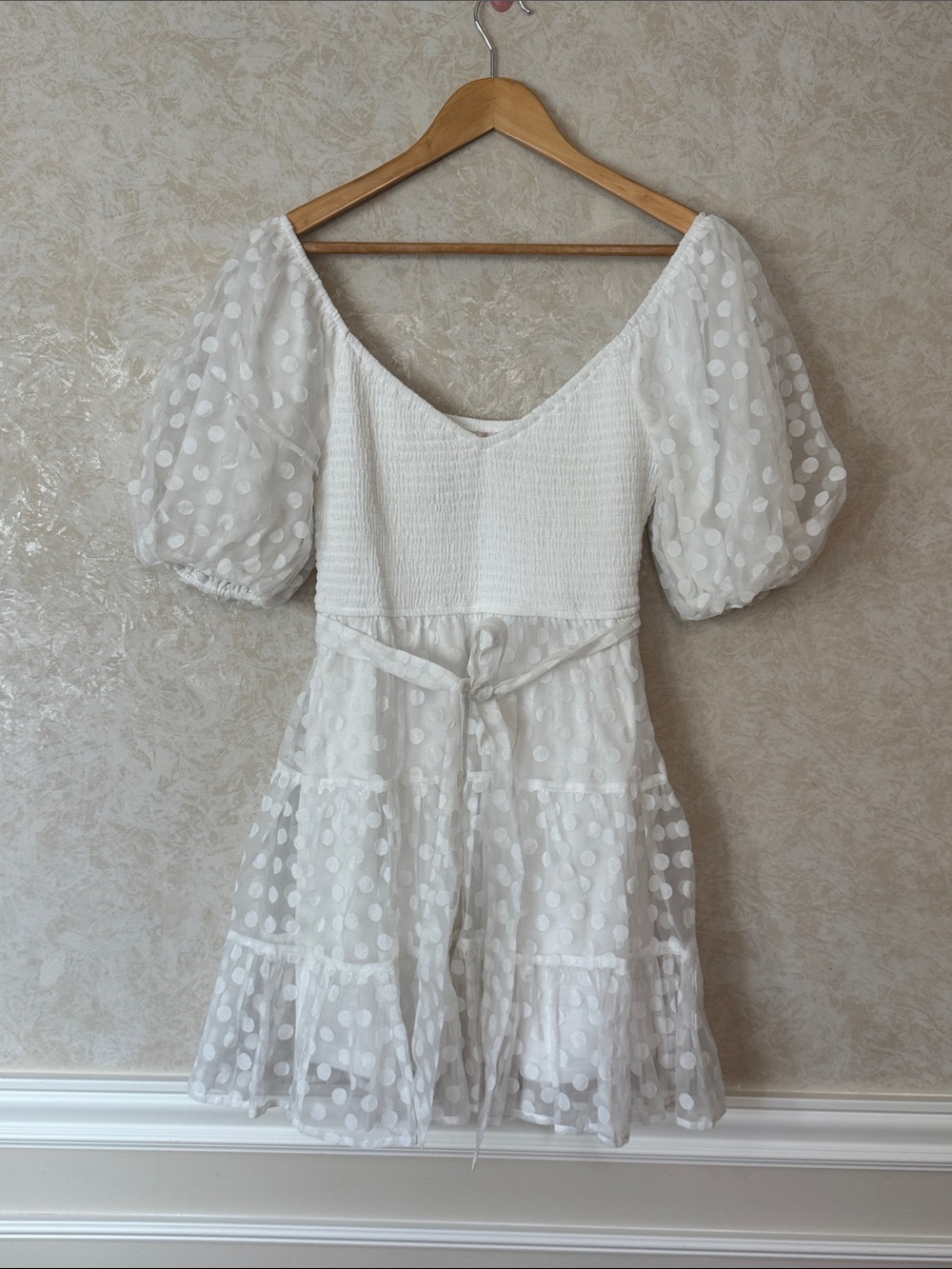 Elegant White Puff-Sleeve Polka Dot Mini Dress